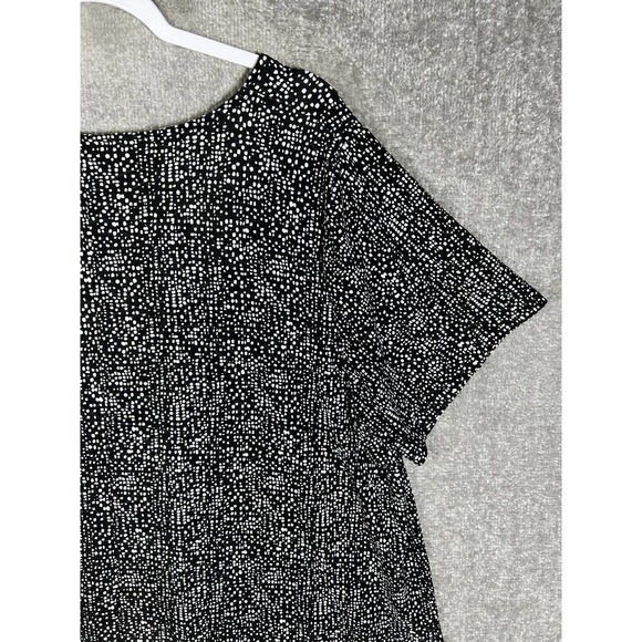 Croft & Barrow Black Textured Abstract Sharkbite Hem Top Womens‎ Size 3X Stretch - Picture 10 of 15